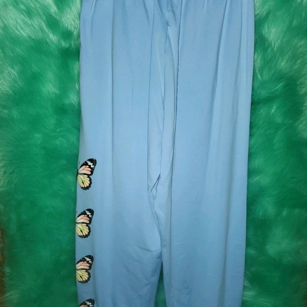 Set - Picture 3 of 6